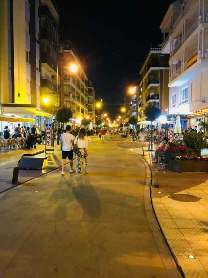 Ferienwohnung Stor Vaning I Caleta Hamn Torre Del Mar Exterior foto